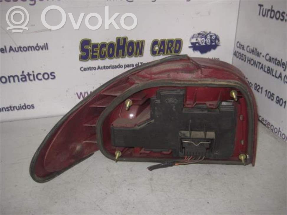Ford Mondeo MK II Lampada fanale posteriore 