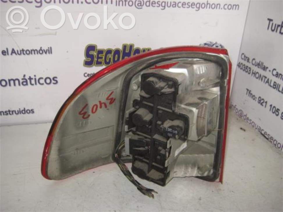 Lámpara de faros/luces traseros   90442022
