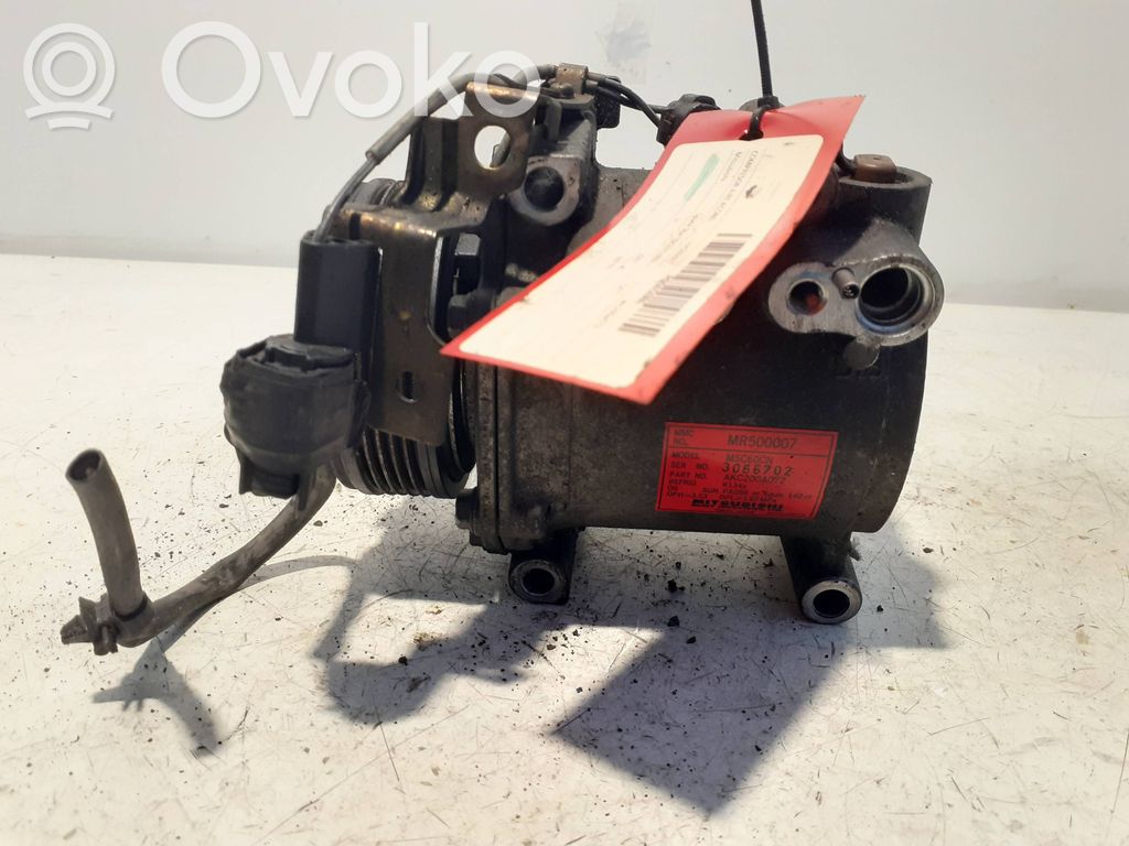 Ilmastointilaitteen kompressorin pumppu (A/C)   MR500007,MR500007,MR500007