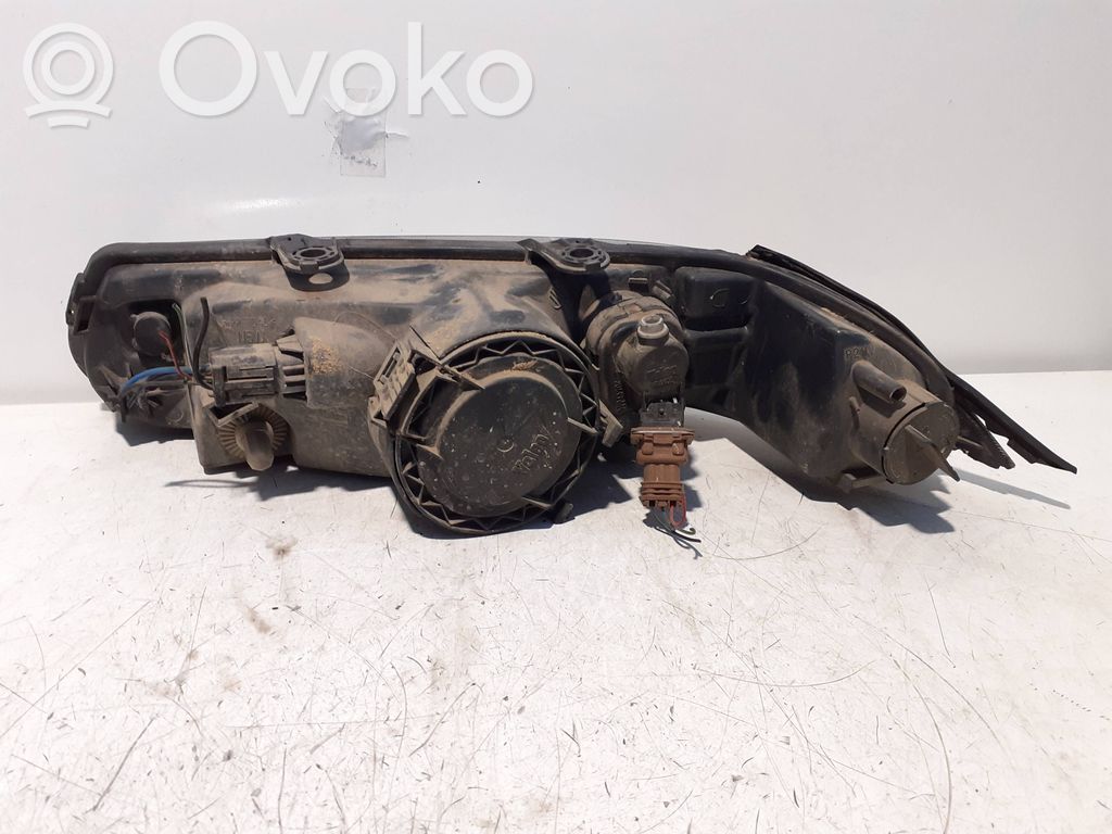 Scheinwerfer   88202335