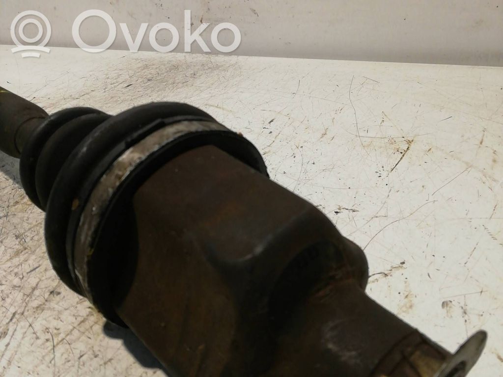 Eje de transmisión delantero   8200087857