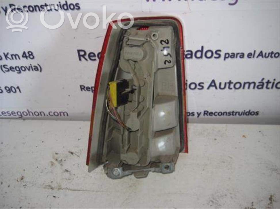 Lámpara de faros/luces traseros   395458,395458