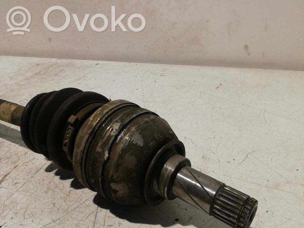Etuvetoakseli   9117414