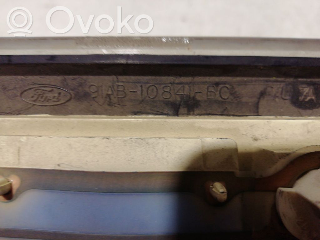 Ford Escort Speedometer (instrument cluster) 