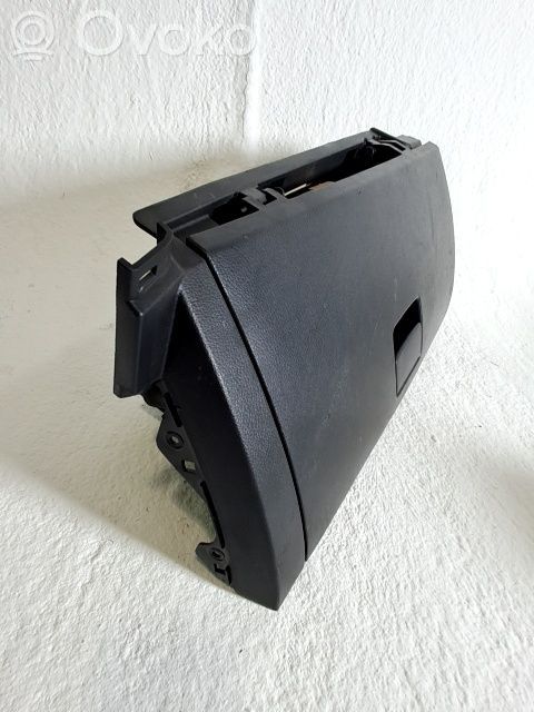 Guantera   845403U000WK,10SL154200