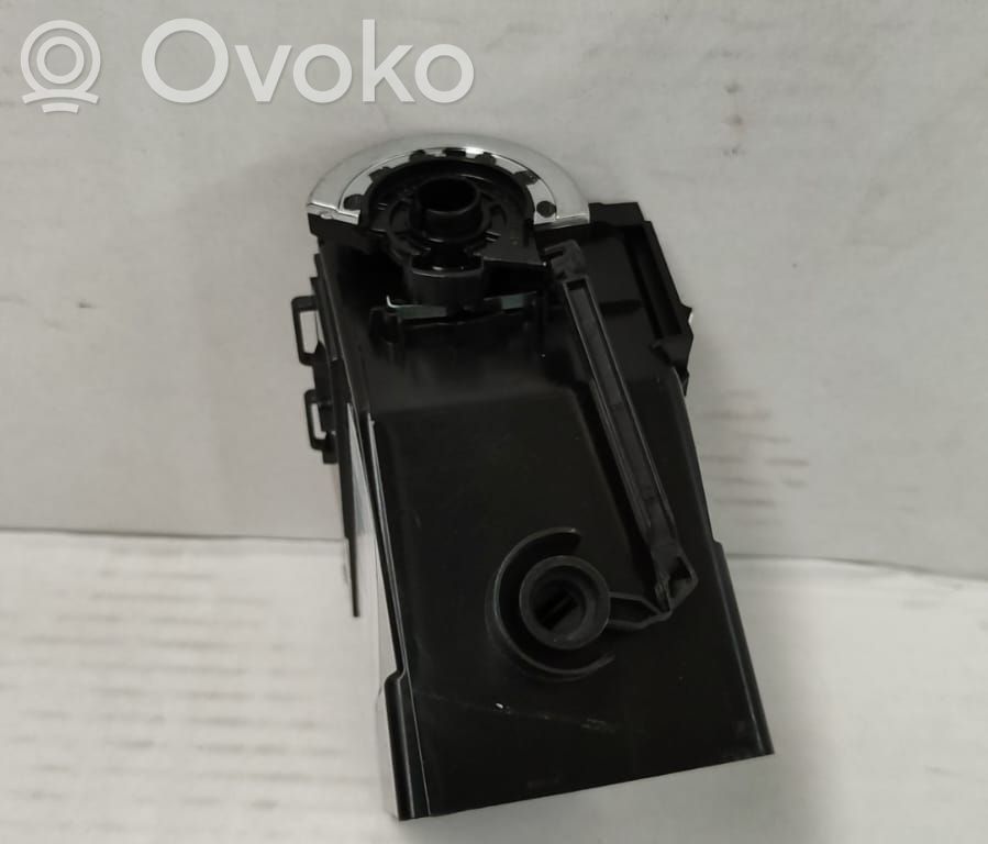 Luftausströmer Lüftungsdüse Luftdüse frontscheibe   687600666R