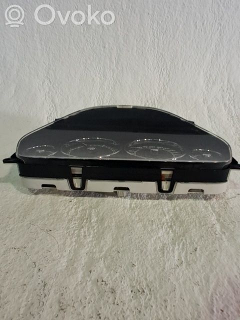 Speedometer (instrument cluster)   C2S51422