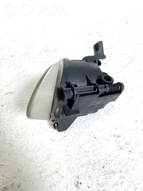 Luz de niebla delantera   8E0941699B