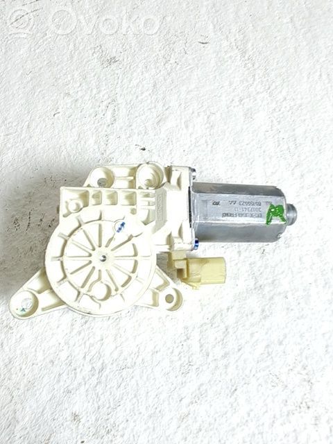 Silnik regulatora szyby drzwi przednich   68020567AA