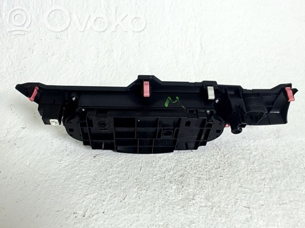 Panel klimatyzacji   559000D800C3