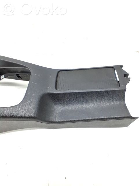 Volkswagen Scirocco Center console 