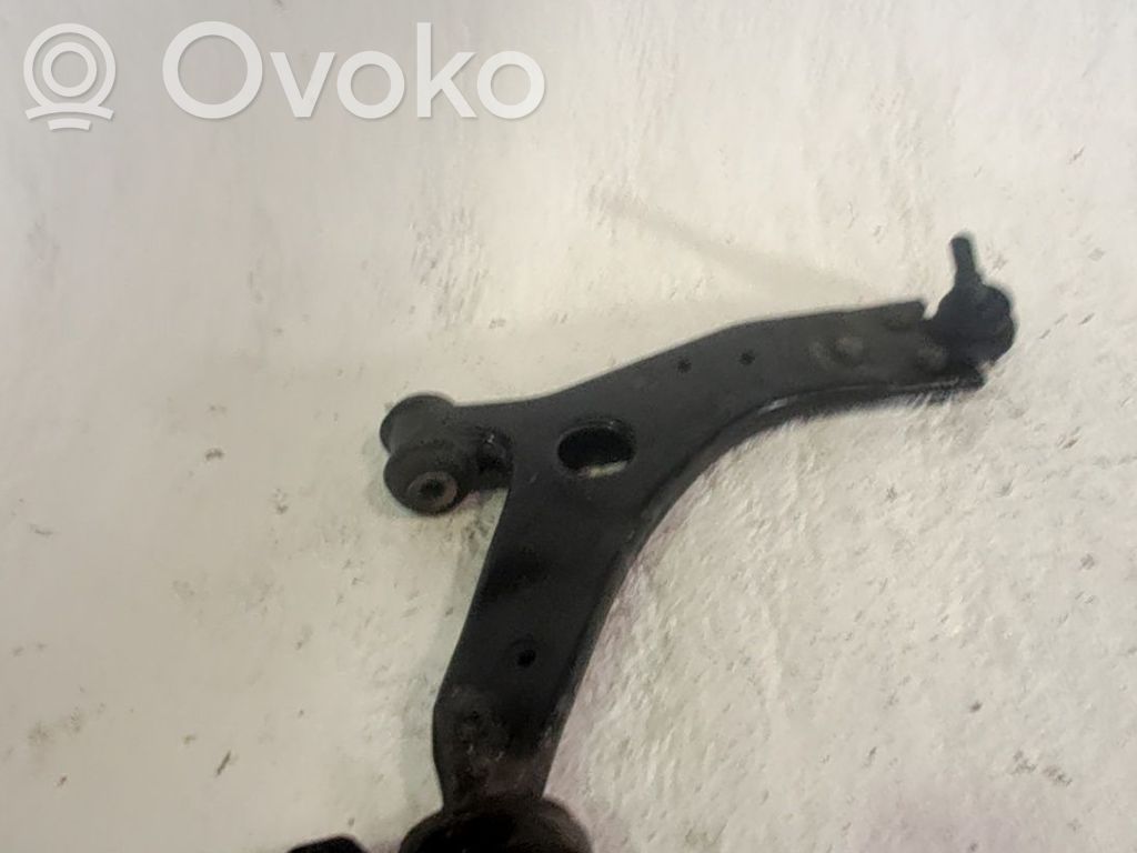 Querlenker Achsschenkel vorne   1570284,4M513A423AF