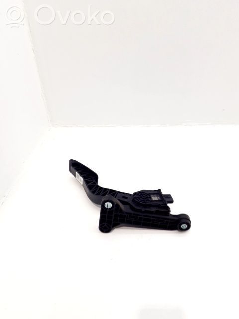 Gaspedal   32700G2100