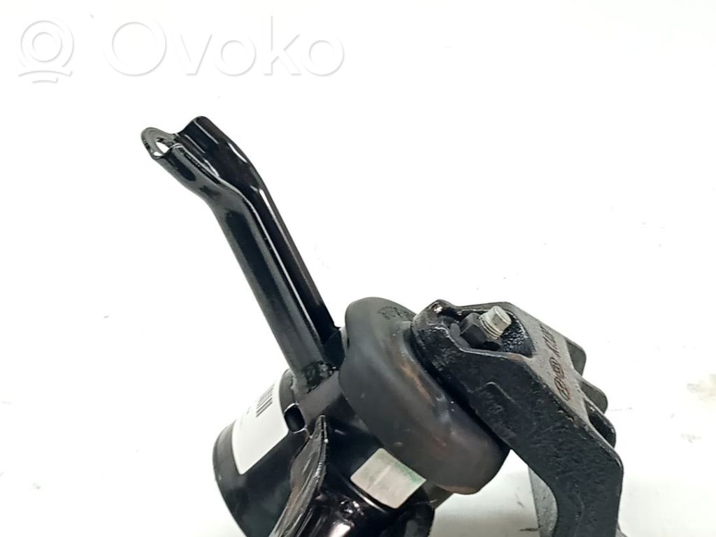 KIA Stonic Engine mount bracket 