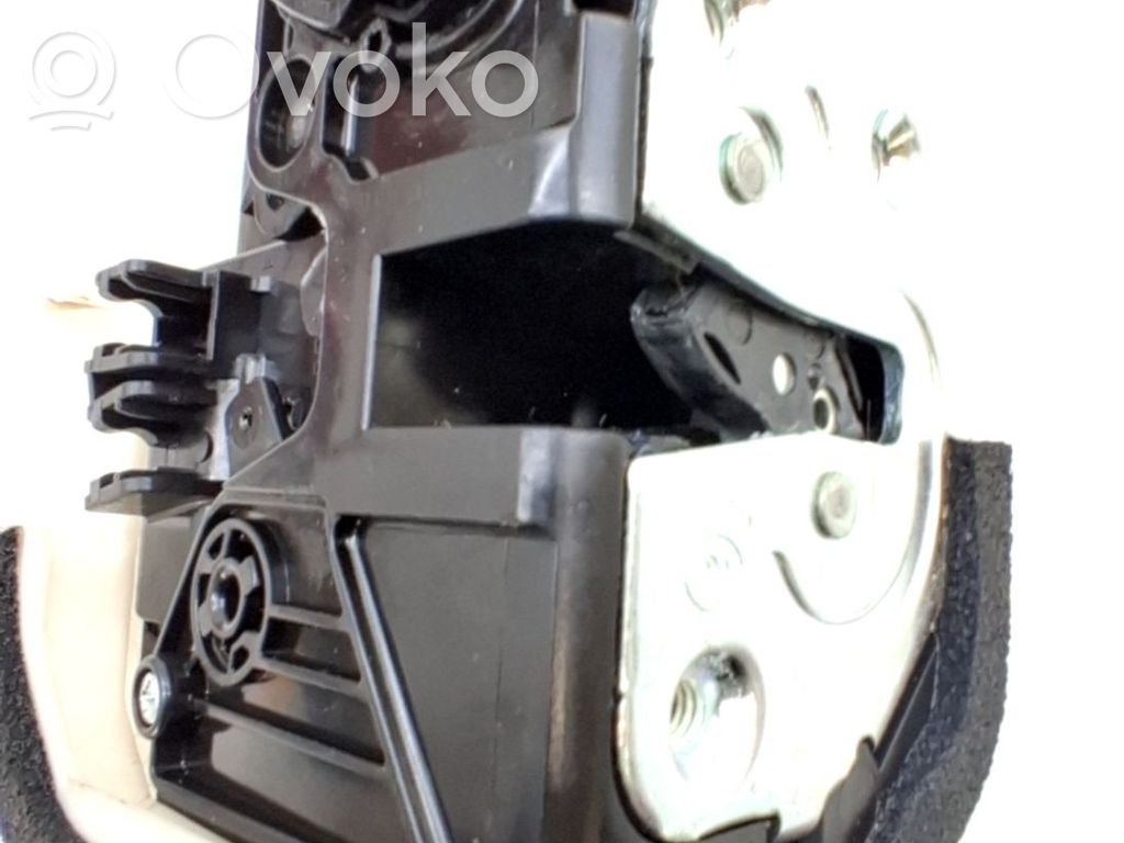 Takaoven lukko   81410G6010