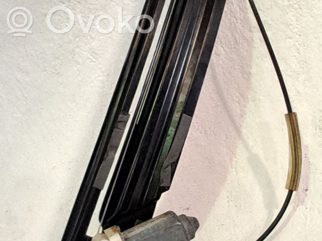 Regulador de ventanilla eléctrico de puerta delantera   51348159834