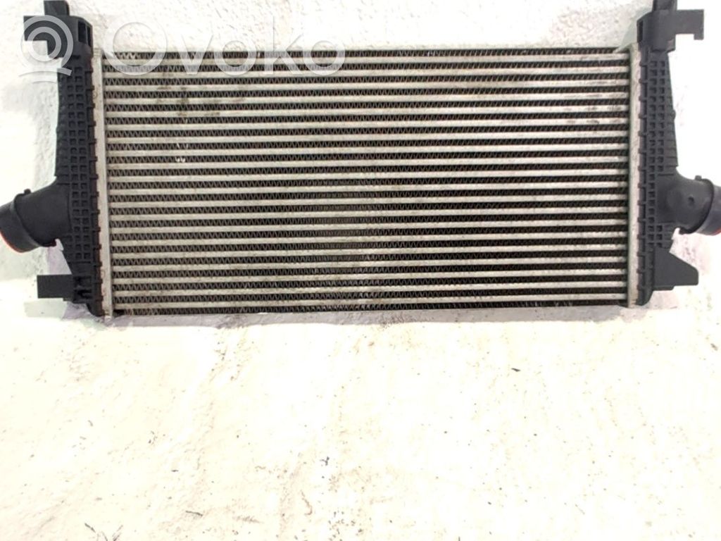 Opel Astra J Radiatore intercooler