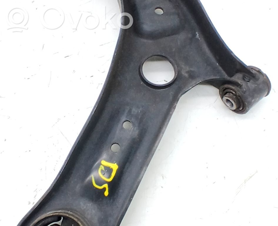 Hyundai i20 (PB PBT) Basculă inferioară față 