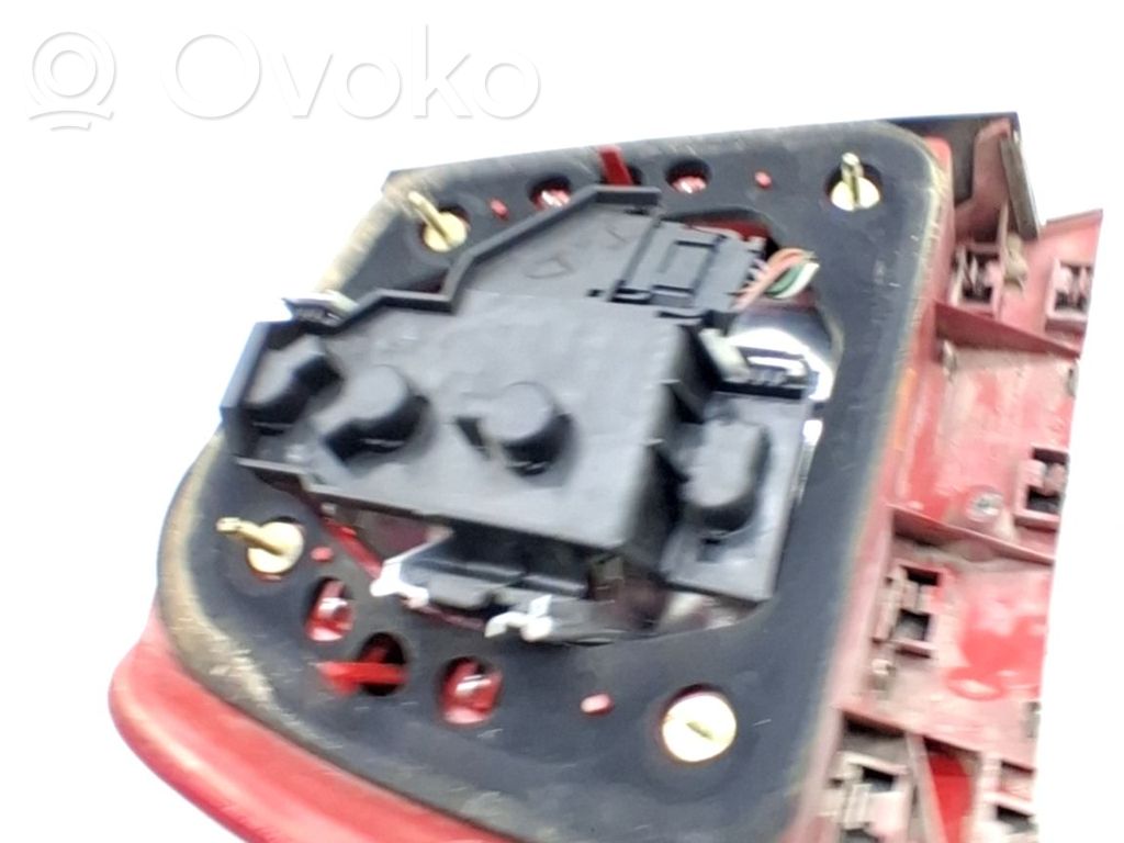 Audi A4 S4 B5 8D Lampada fanale posteriore 