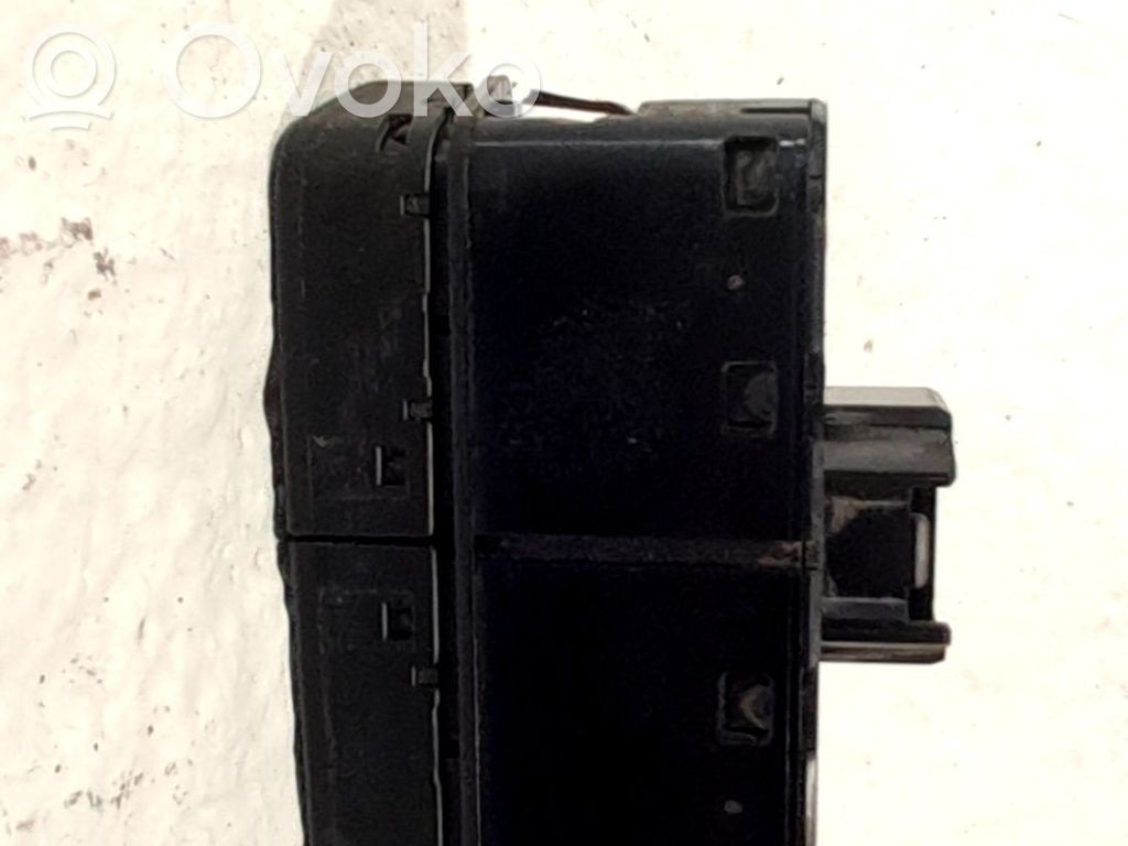 Engine start stop button switch   1696453,AM5T14B436FB