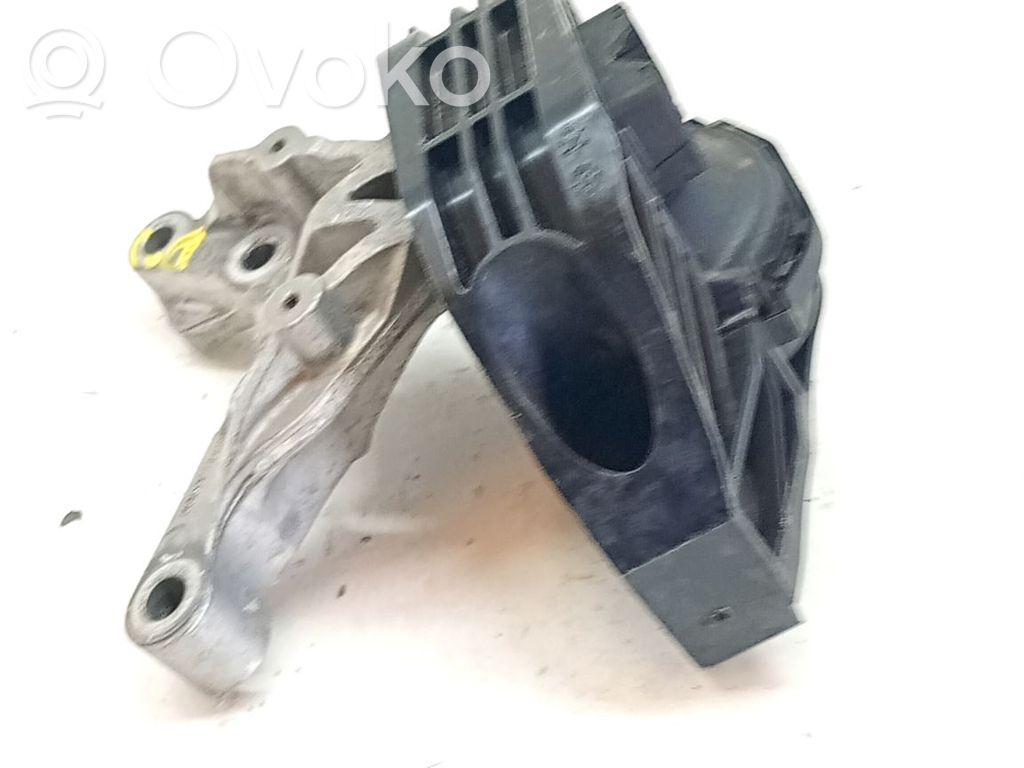 Opel Corsa F Supporto di montaggio del motore 