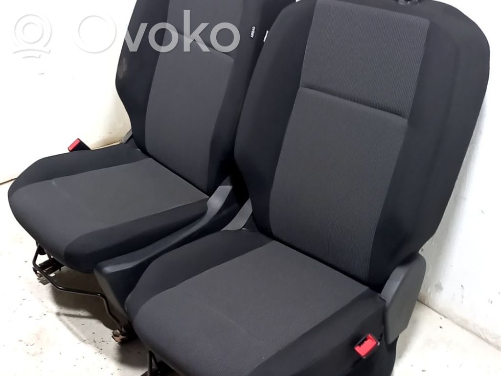Opel Vivaro Istuinsarja 