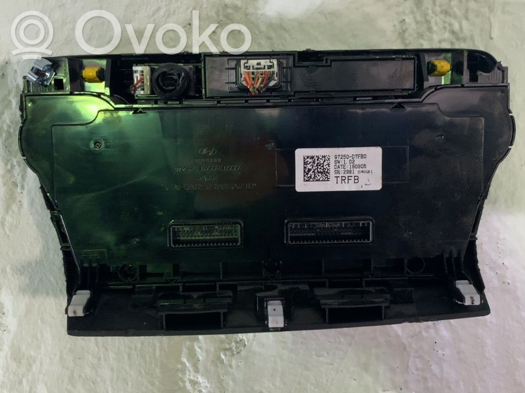 Hyundai Tucson TL Panel klimatyzacji 