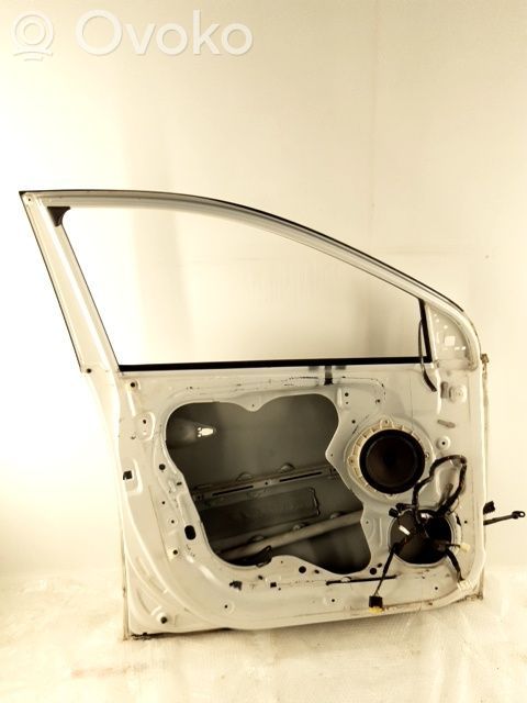 Puerta delantera   760032Y011