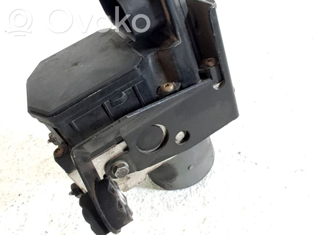 BMW 5 E39 ABS Pump 
