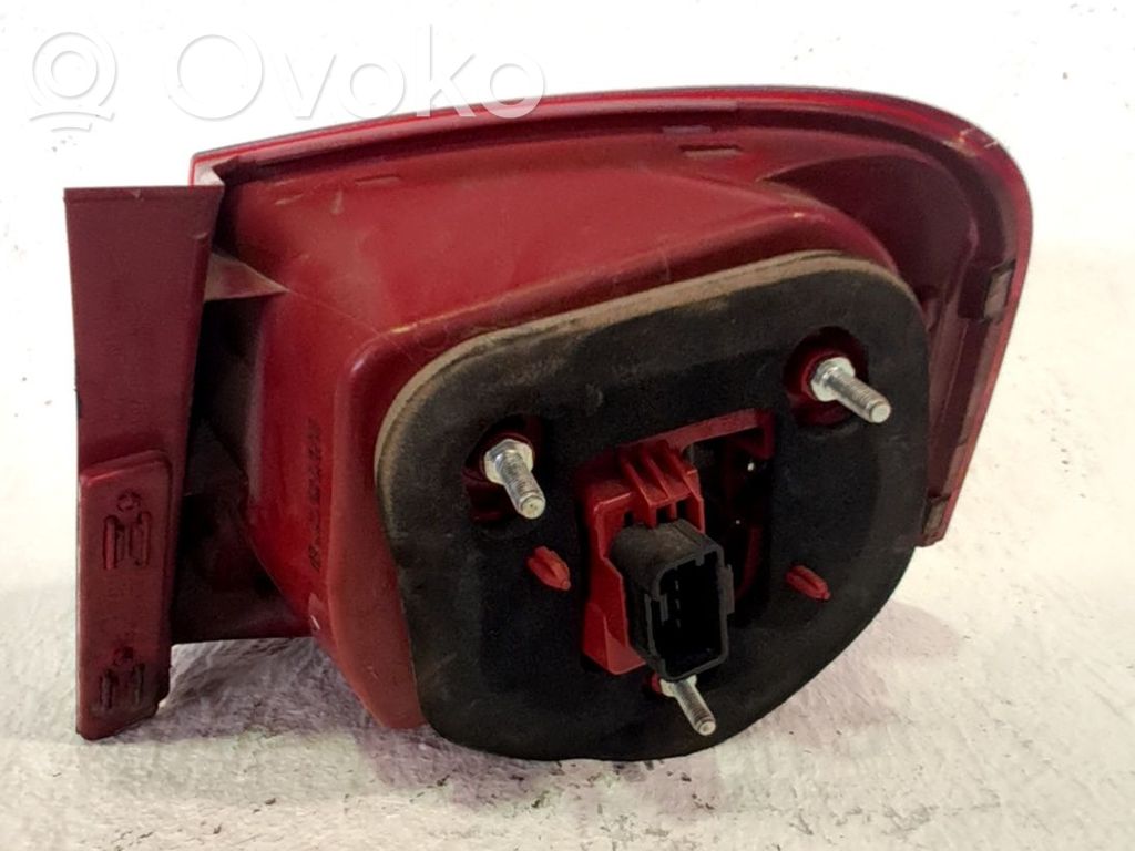 Volkswagen PASSAT CC Lampada fanale posteriore 