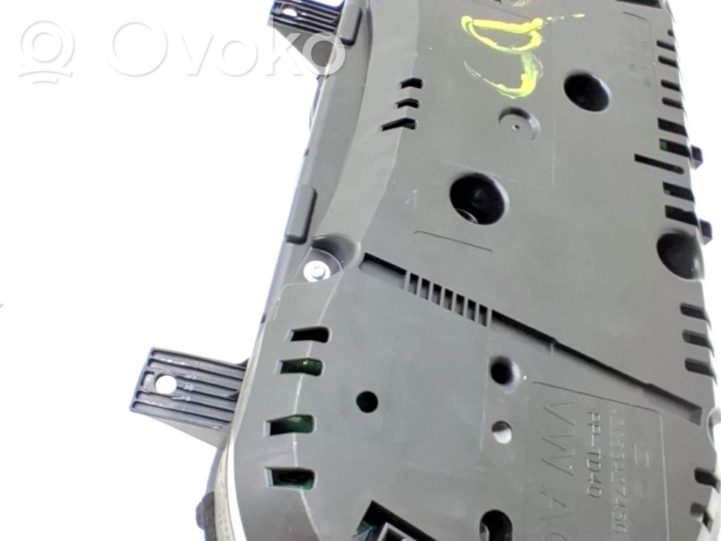 Geschwindigkeitsmesser Cockpit   8V0920860F