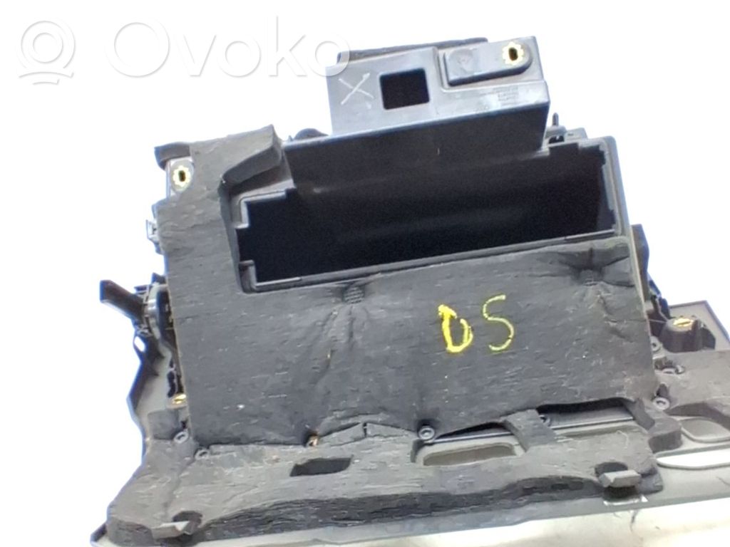 Handschuhfach   8V1857104
