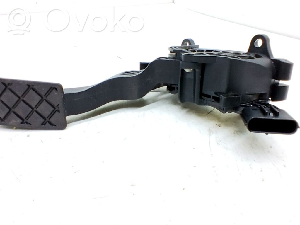 Gaspedal   6C1721503D
