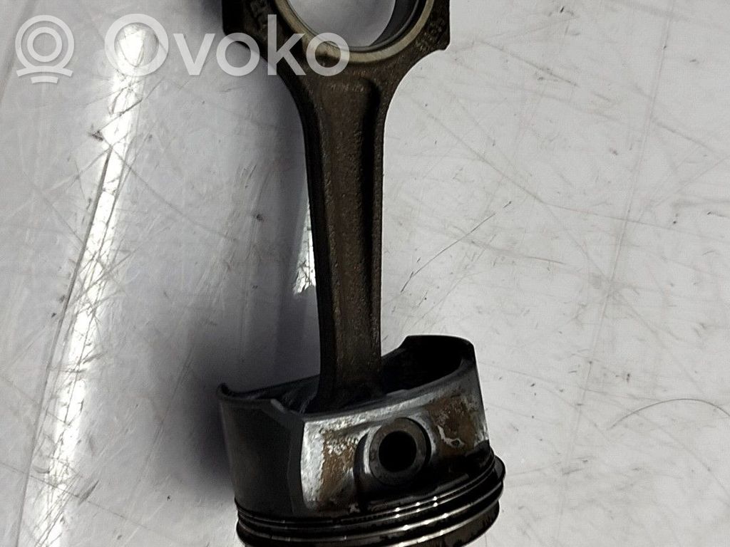 Opel Adam Korbowód 