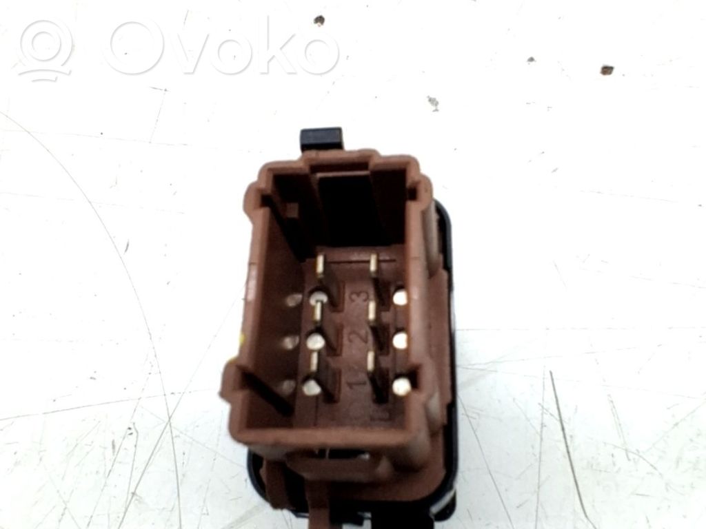 Other switches/knobs/shifts   7700313155