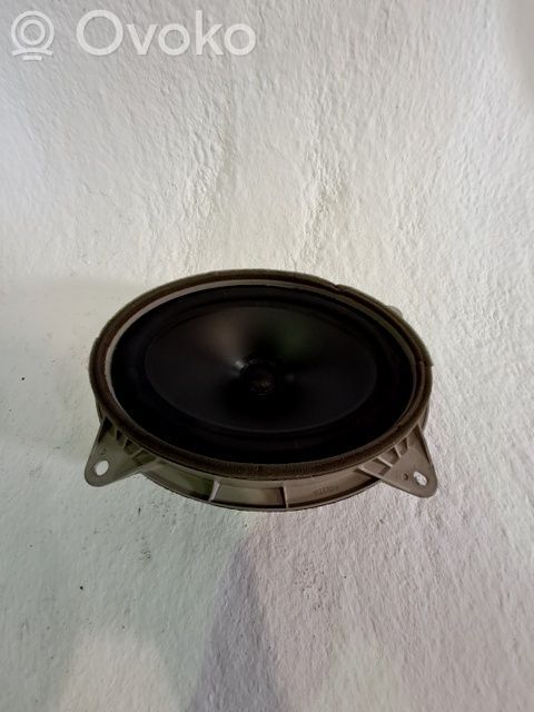 Etuoven kaiutin   8616076050