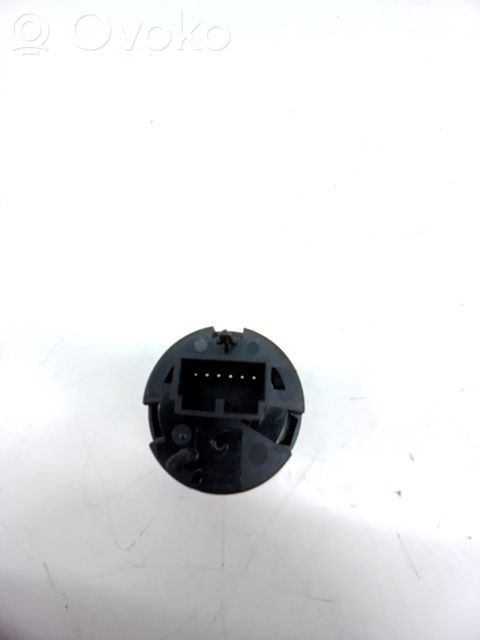 Fiat 500E Engine start stop button switch 