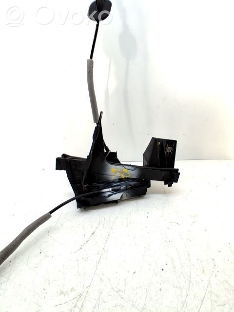 Ford Fiesta Zamek drzwi tylnych 