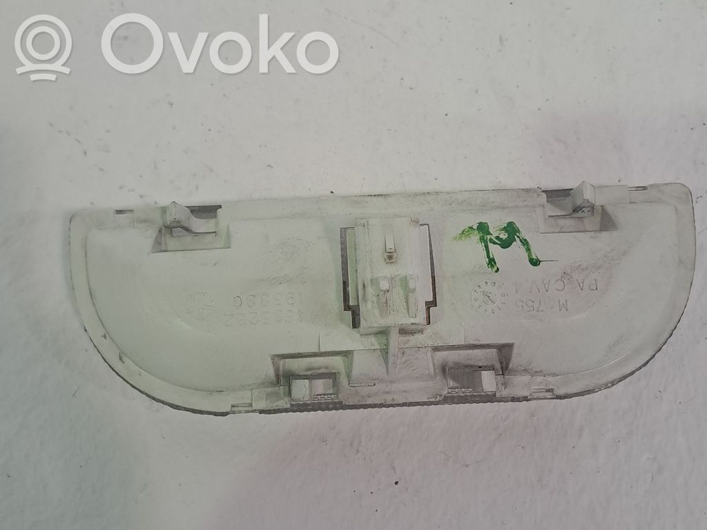 Chrysler Voyager Garniture de console d'éclairage de ciel de toit 