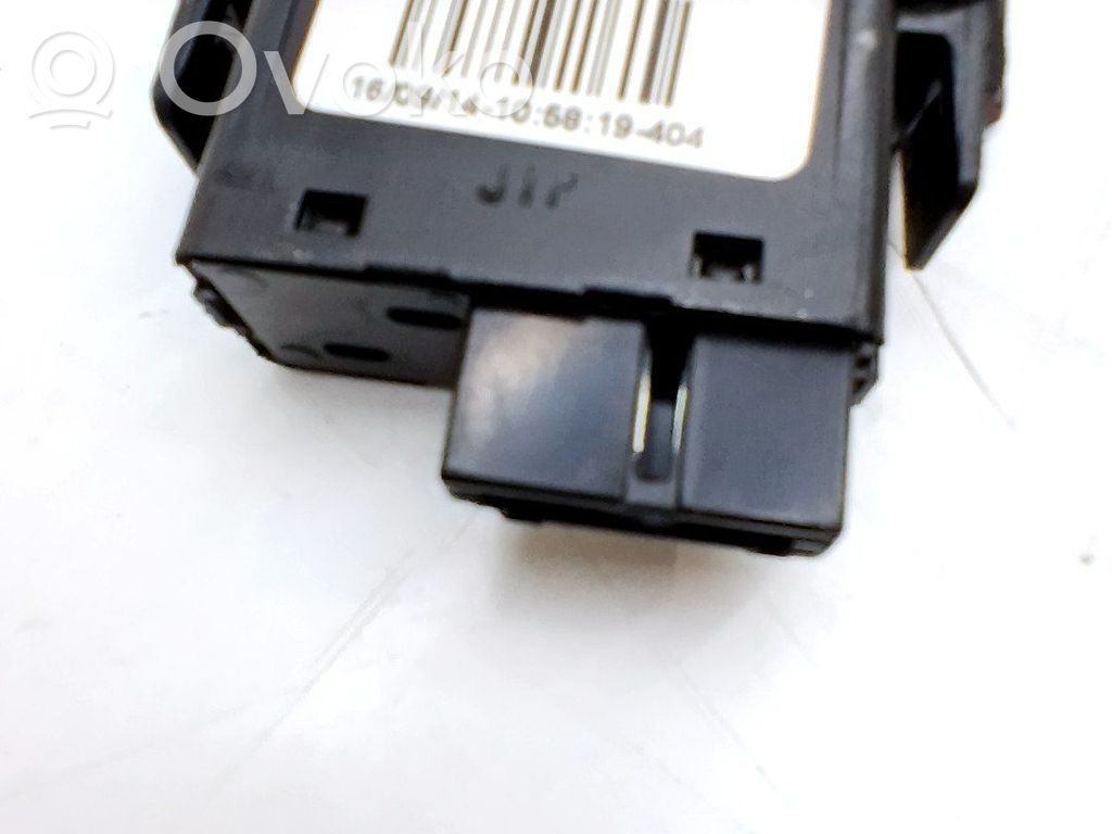 Comutator lumini pericol   937903U010DC8