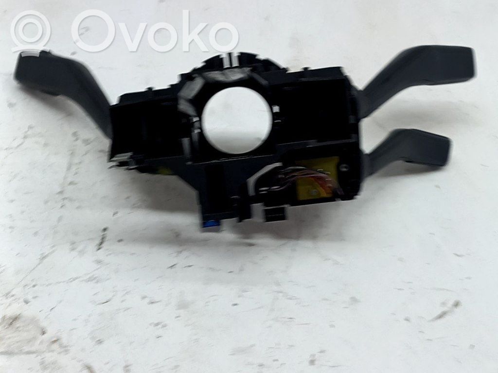 Boutons / interrupteurs volant   8P09535139B9,1K0953519A