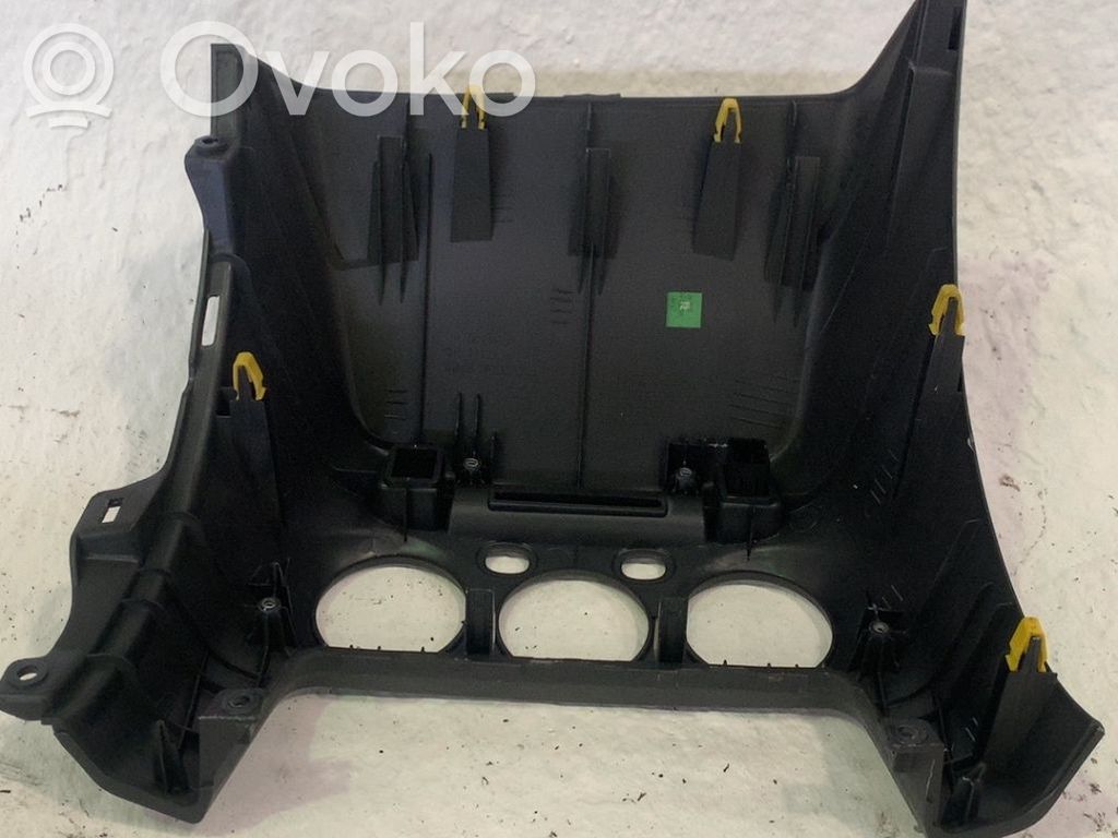 Dashboard trim   8477007000HU