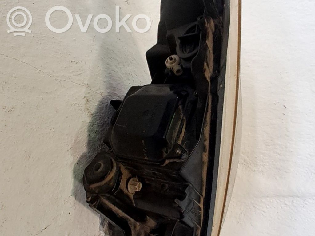 Peugeot 407 Faro/fanale