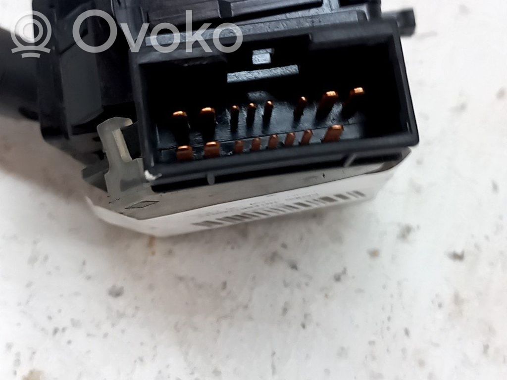 Commodo de clignotant   934102E005