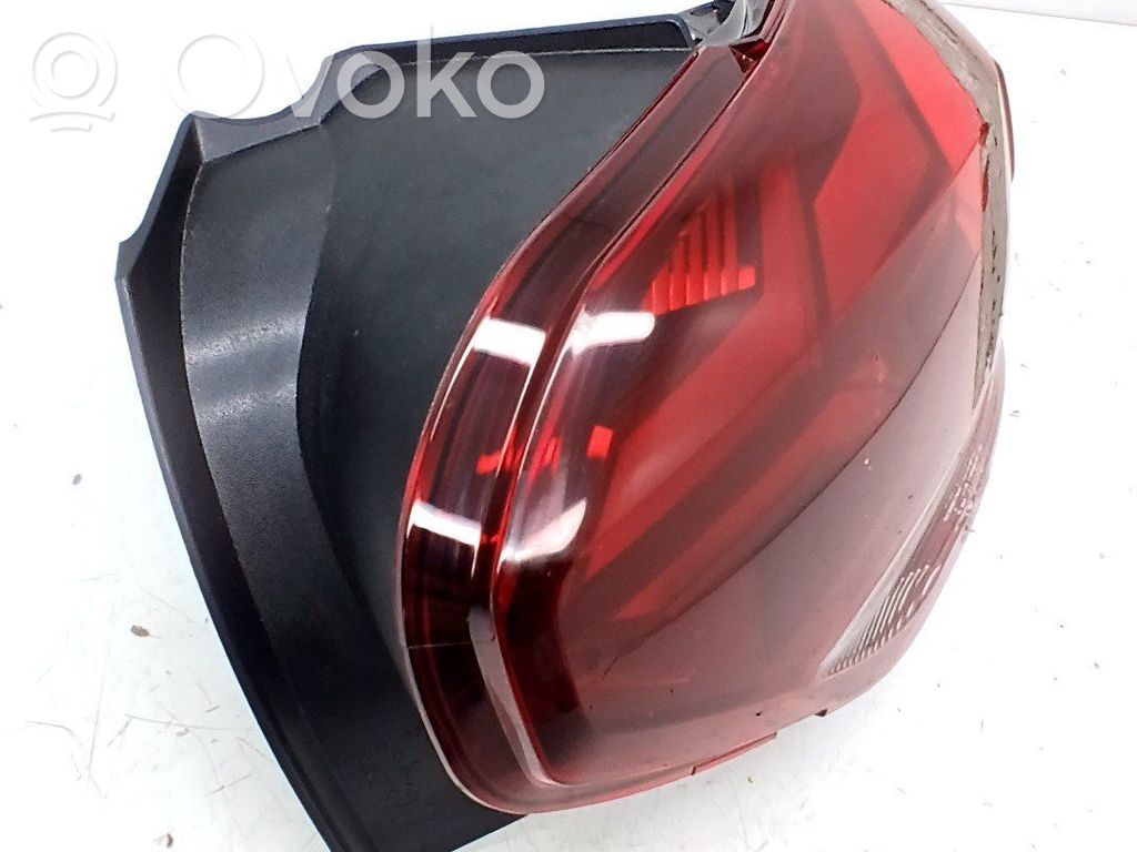 Lámpara de faros/luces traseros   265508077R