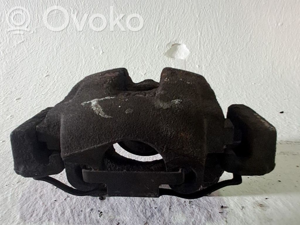 Caliper del freno trasero   34216758135