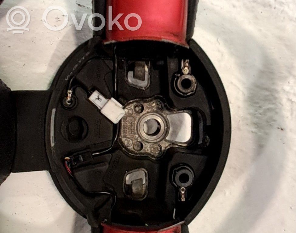 Ohjauspyörä   484008551R