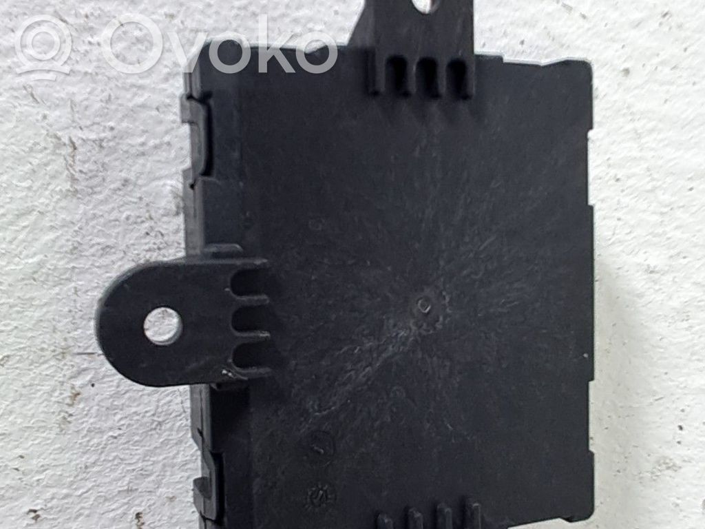 Modulo di controllo del corpo centrale   FK7214D618AF