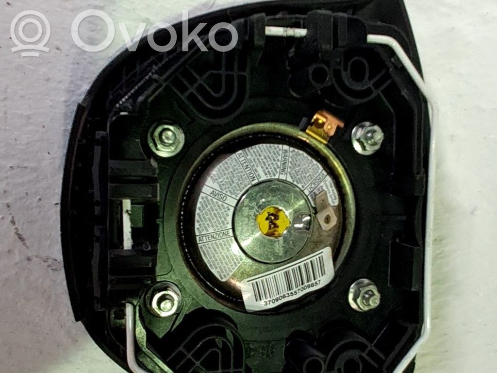 Airbag de volant   1670593,4M51A042B85CG3ZHE