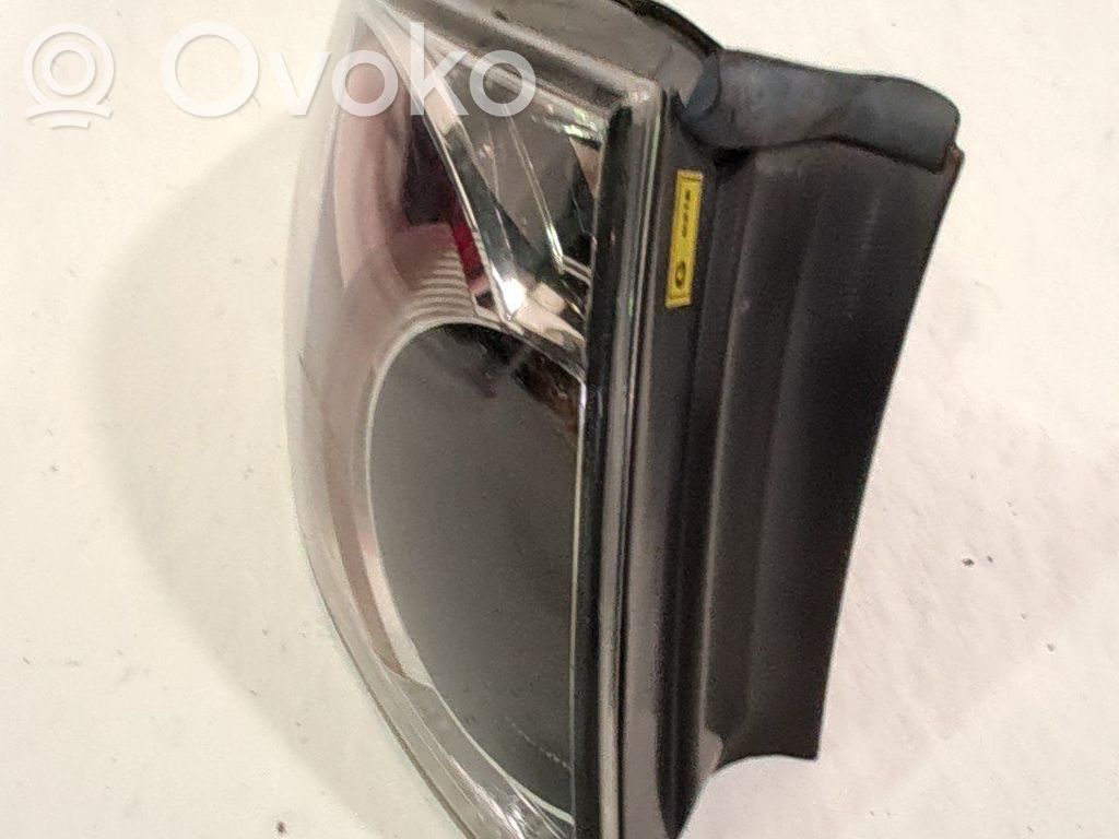 Lámpara de faros/luces traseros   G21B51160B